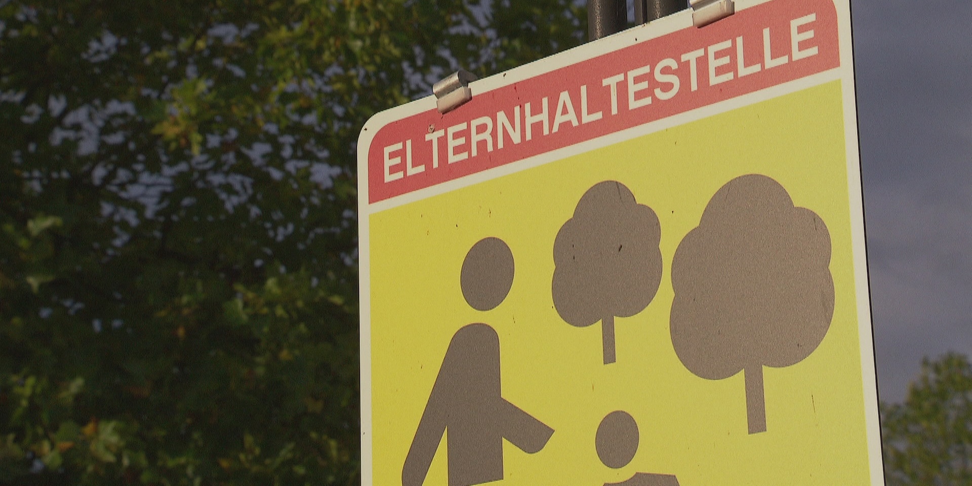 Sicher unterwegs - „Elternhaltestellen“ machen es möglich